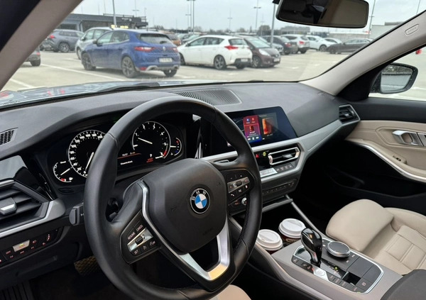 BMW Seria 3 cena 100000 przebieg: 33400, rok produkcji 2020 z Wrocław małe 254